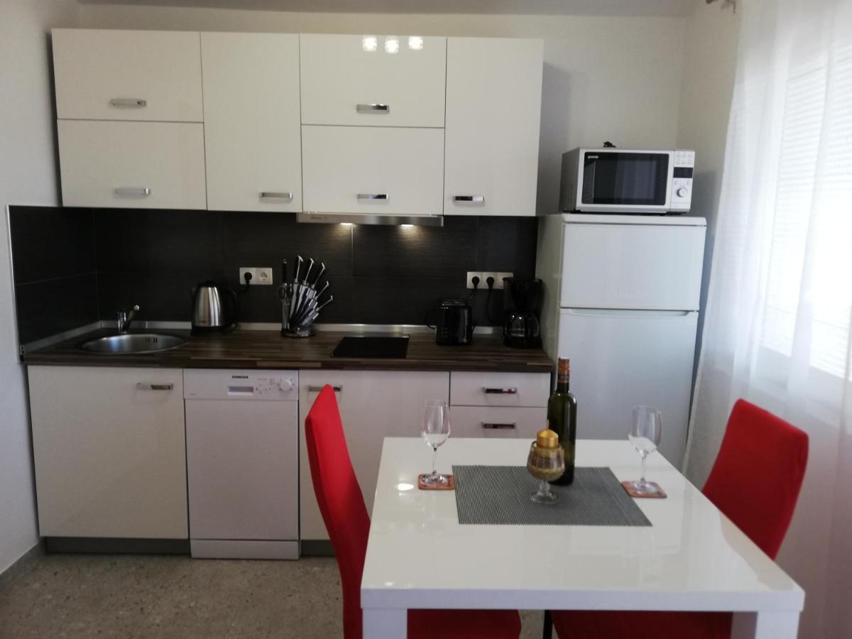 Apartmani Poljanec Vir Buitenkant foto
