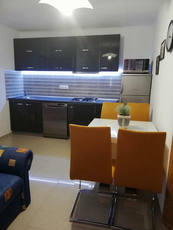 Apartmani Poljanec Vir Buitenkant foto